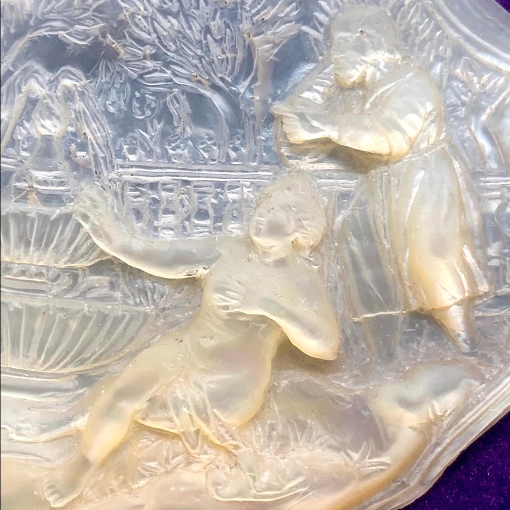 Devotional Mother-of-Pearl Carved Plaque, France or Italy, Early 19th Century - Picture 5 of 9